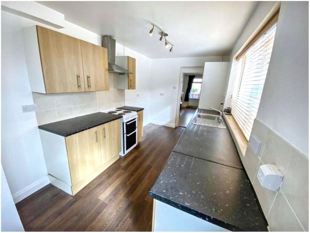 Property image 3 of 7