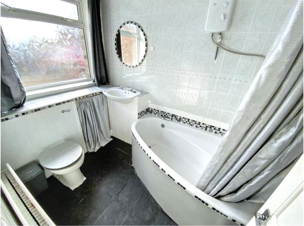 Property image 5 of 7