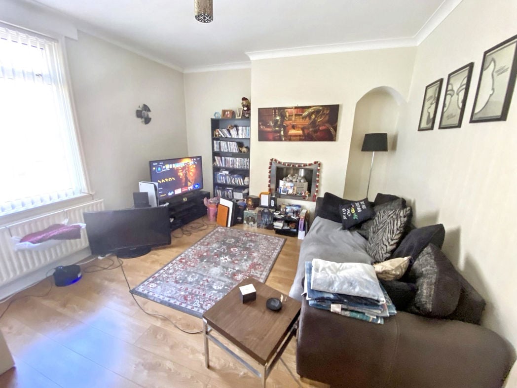 Property image 1 of 6