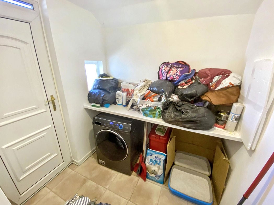 Property image 3 of 6