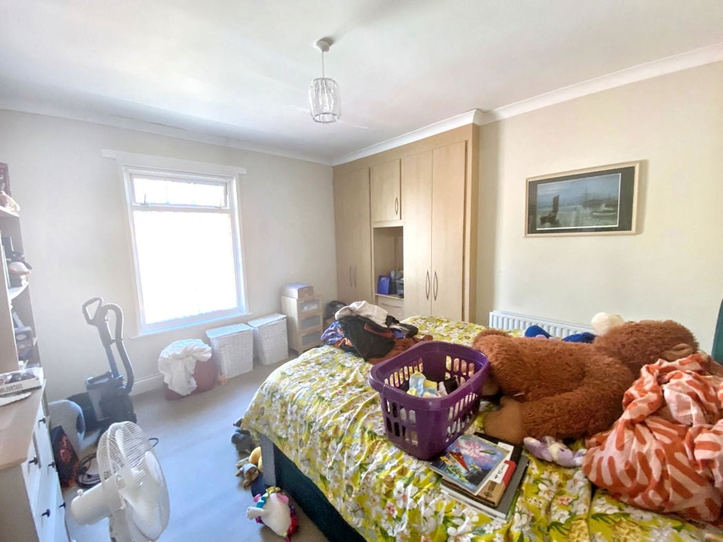 Property image 5 of 6