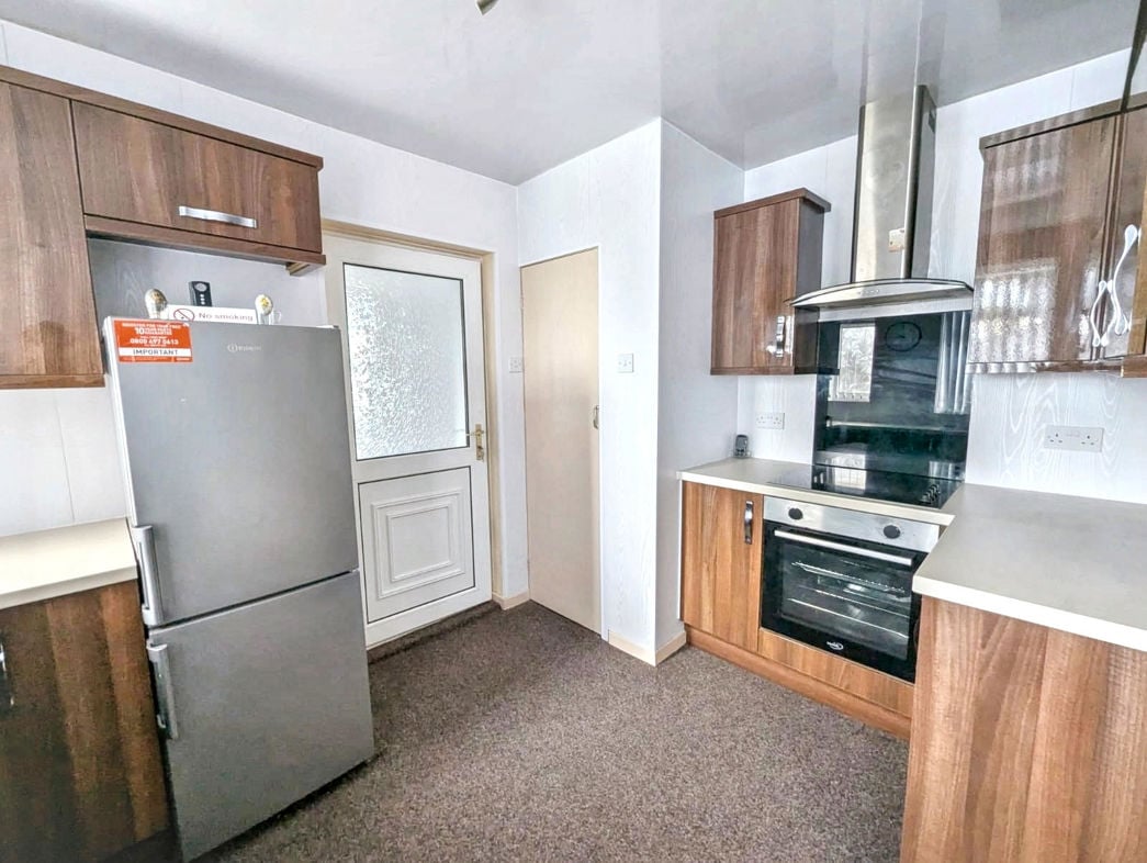 Property image 3 of 14