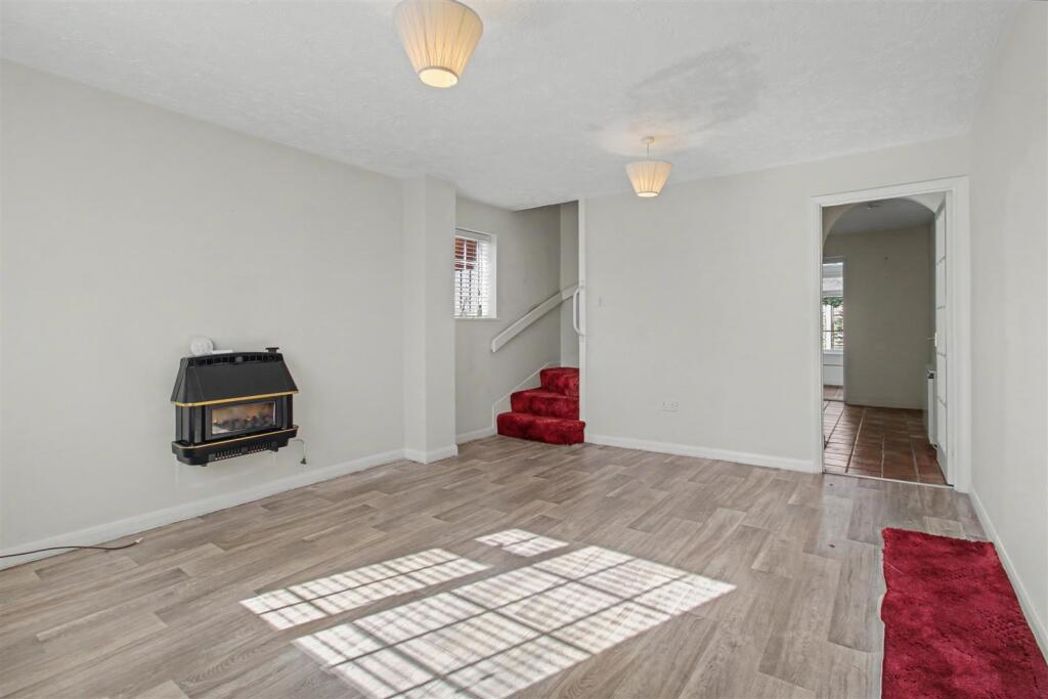 Property image 2 of 15
