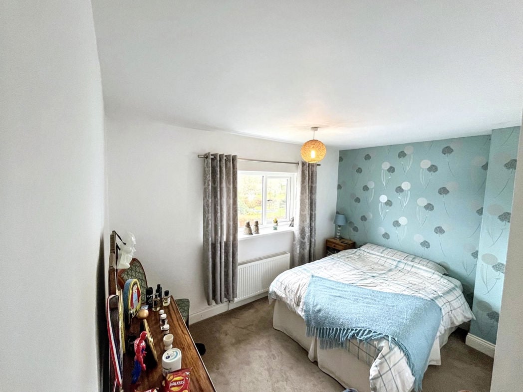 Property image 12 of 16