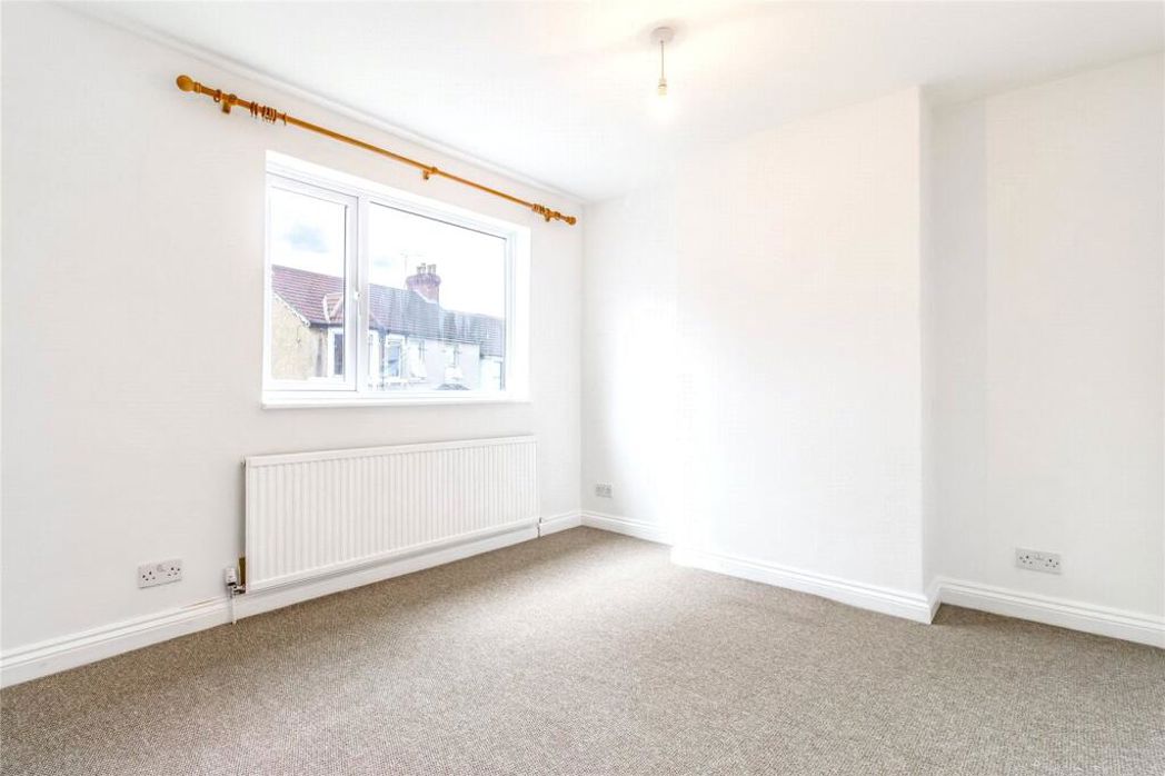 Property image 8 of 12