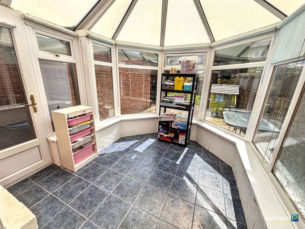 Property image 8 of 15
