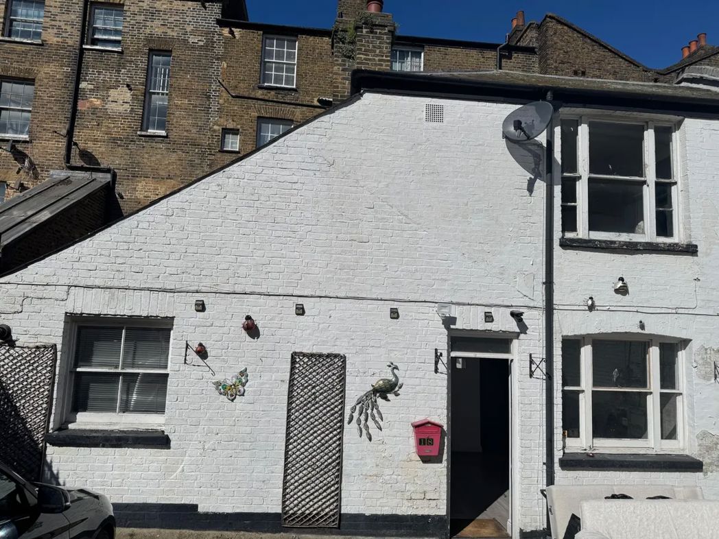 Property image 1 of 7