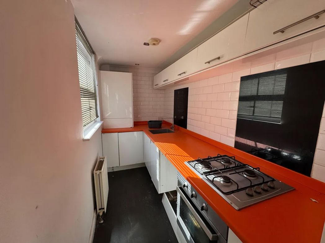 Property image 4 of 7