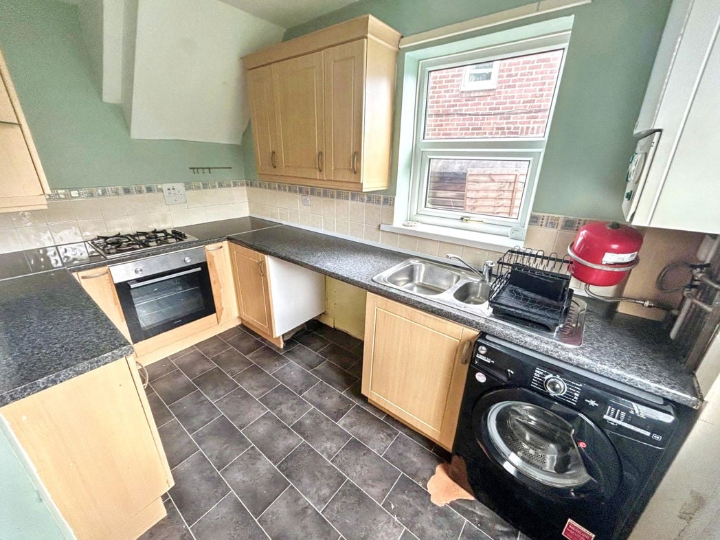 Property image 2 of 11