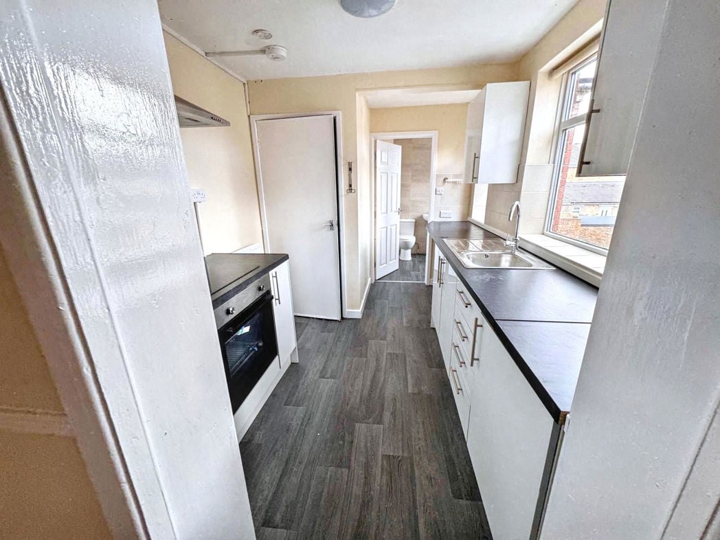 Property image 3 of 12