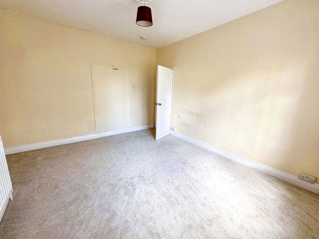 Property image 10 of 12