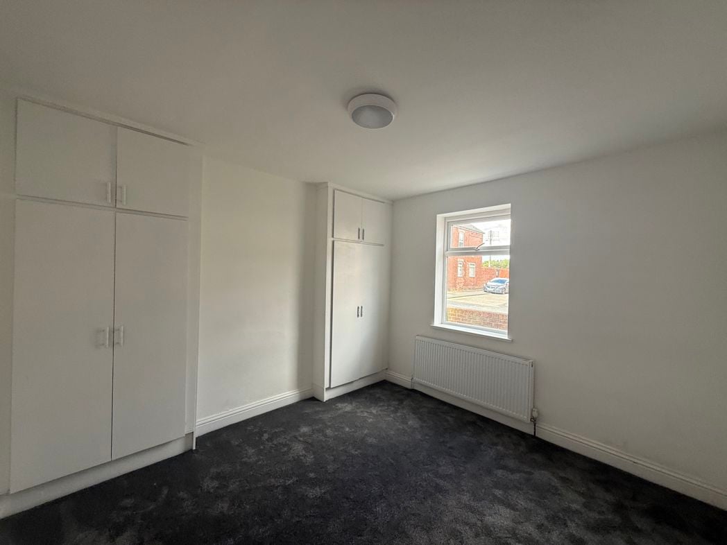 Property image 3 of 9