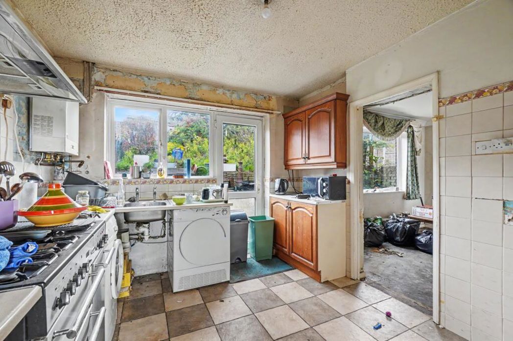 Property image 4 of 23