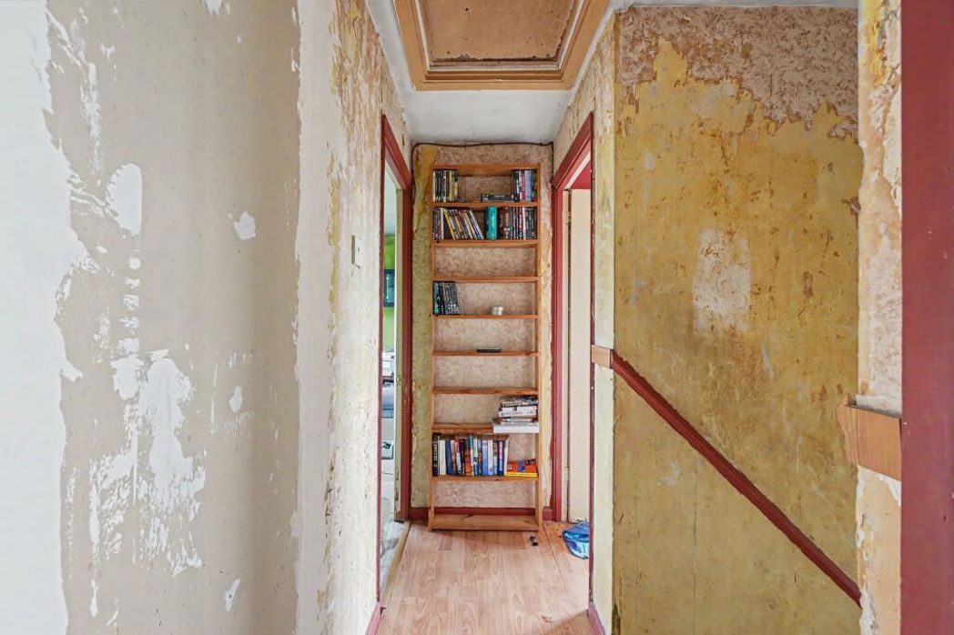 Property image 11 of 23