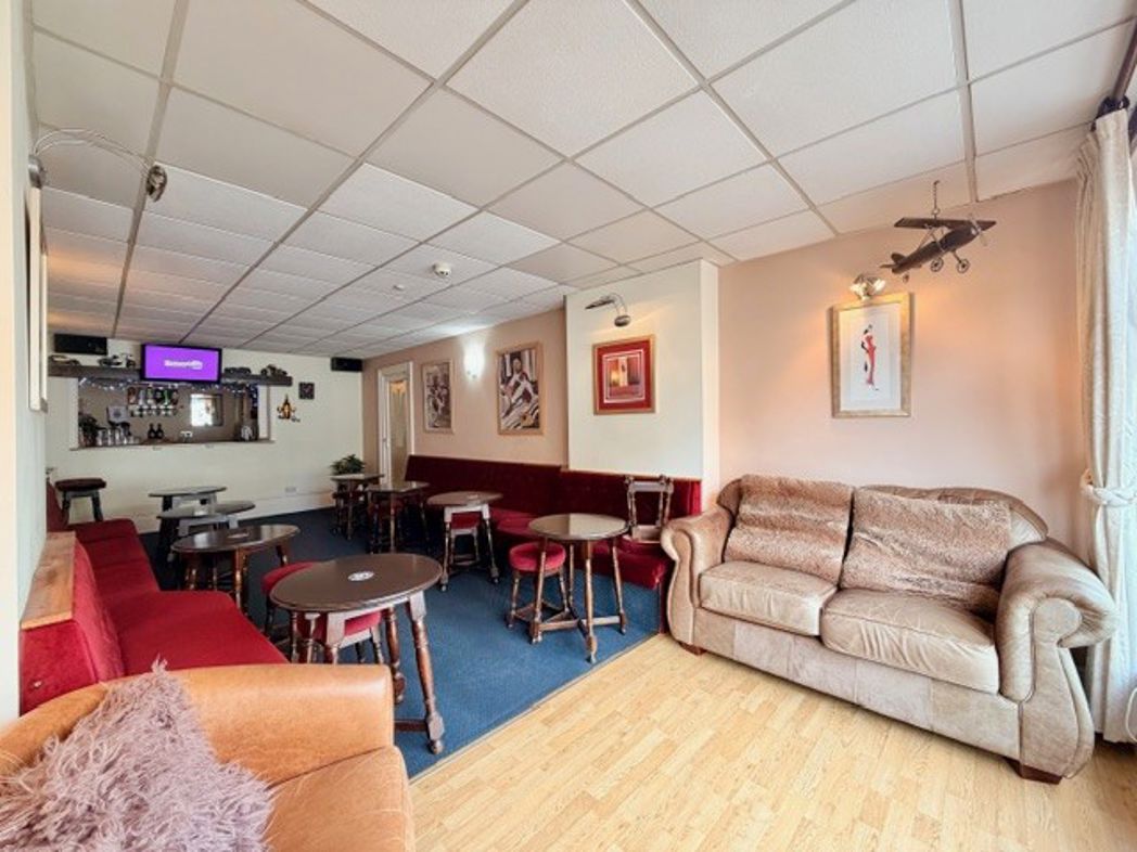 Property image 10 of 27