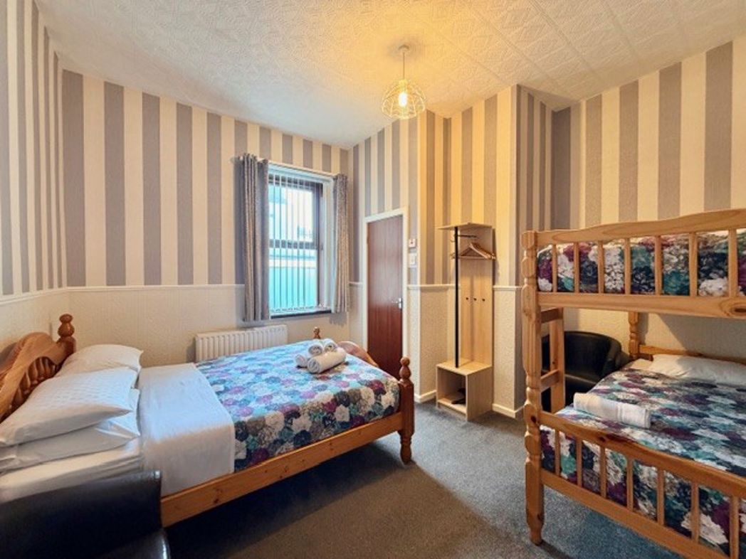 Property image 17 of 27