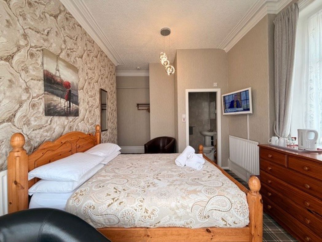 Property image 20 of 27