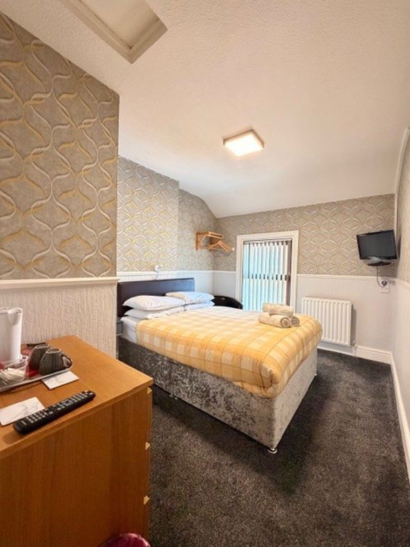 Property image 24 of 27
