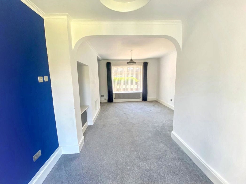 Property image 3 of 13