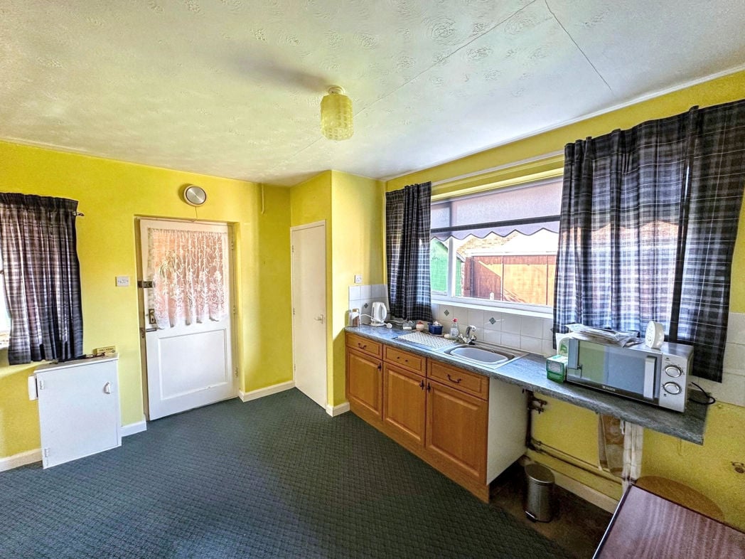 Property image 3 of 75