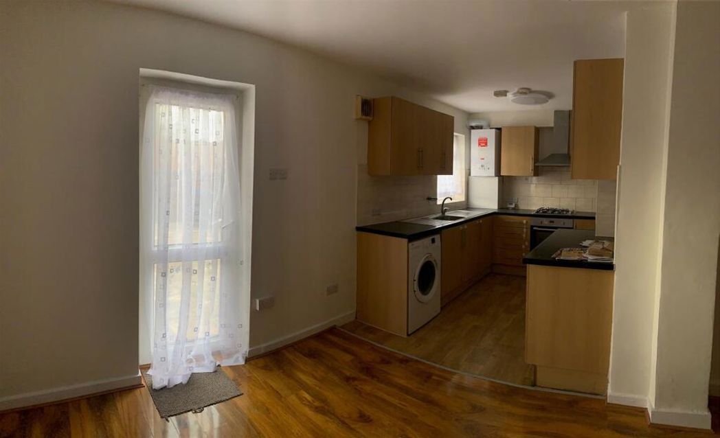 Property image 6 of 10