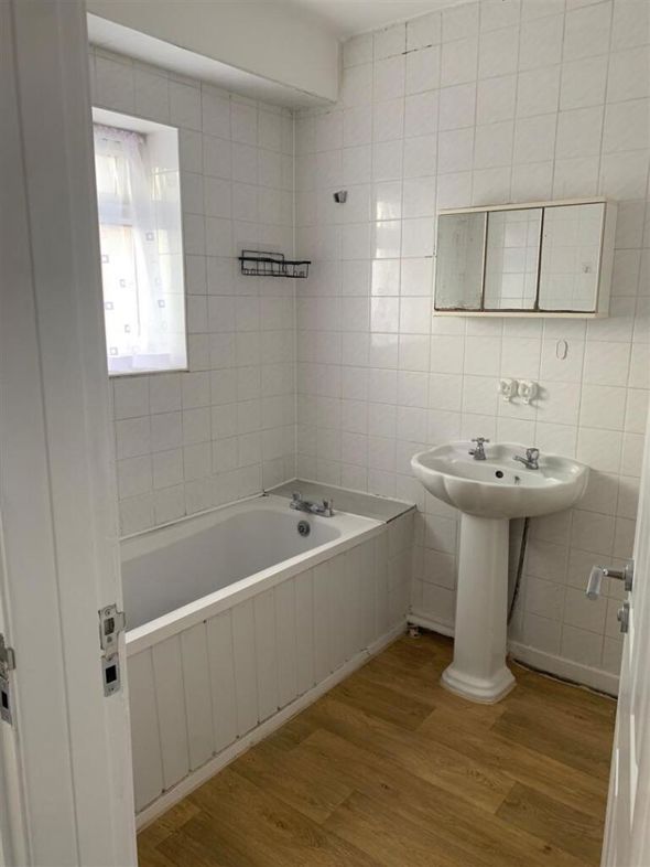 Property image 8 of 10