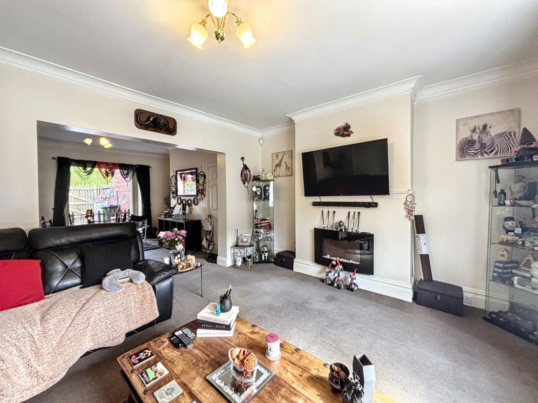 Property image 4 of 16