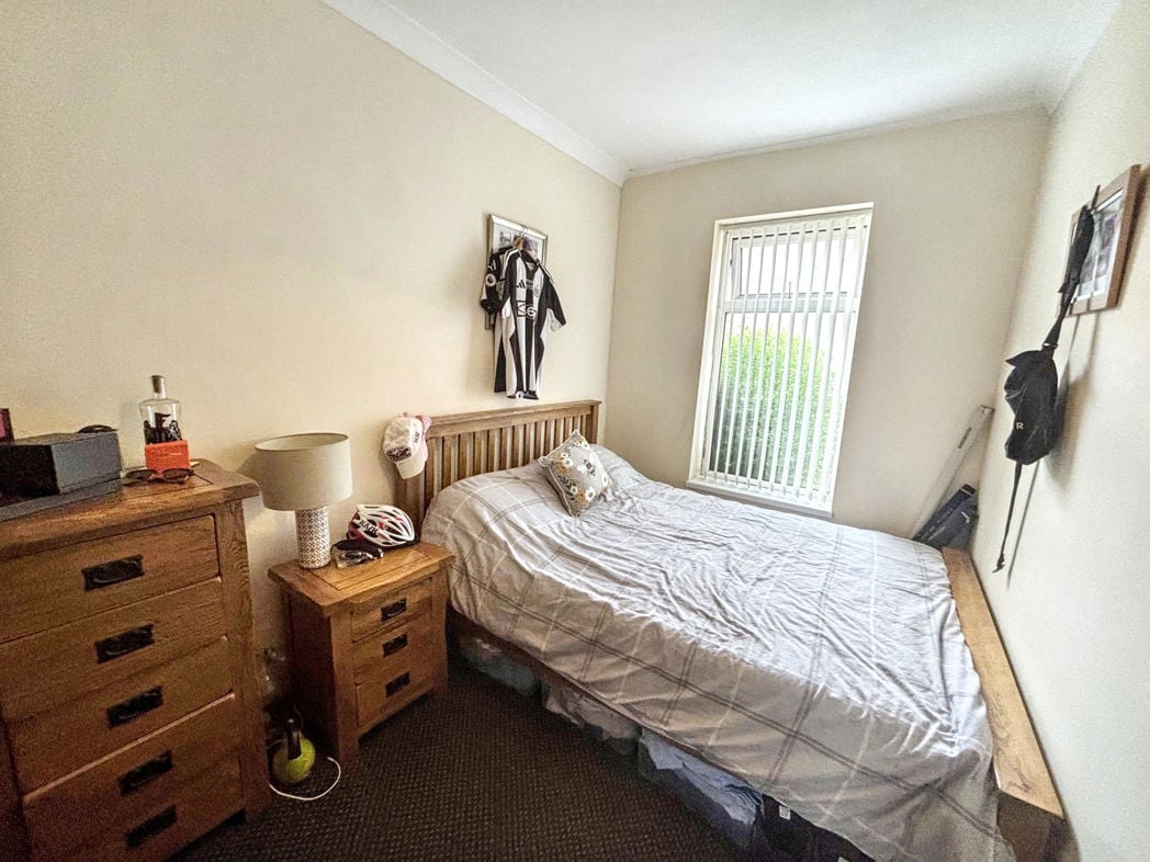 Property image 7 of 11
