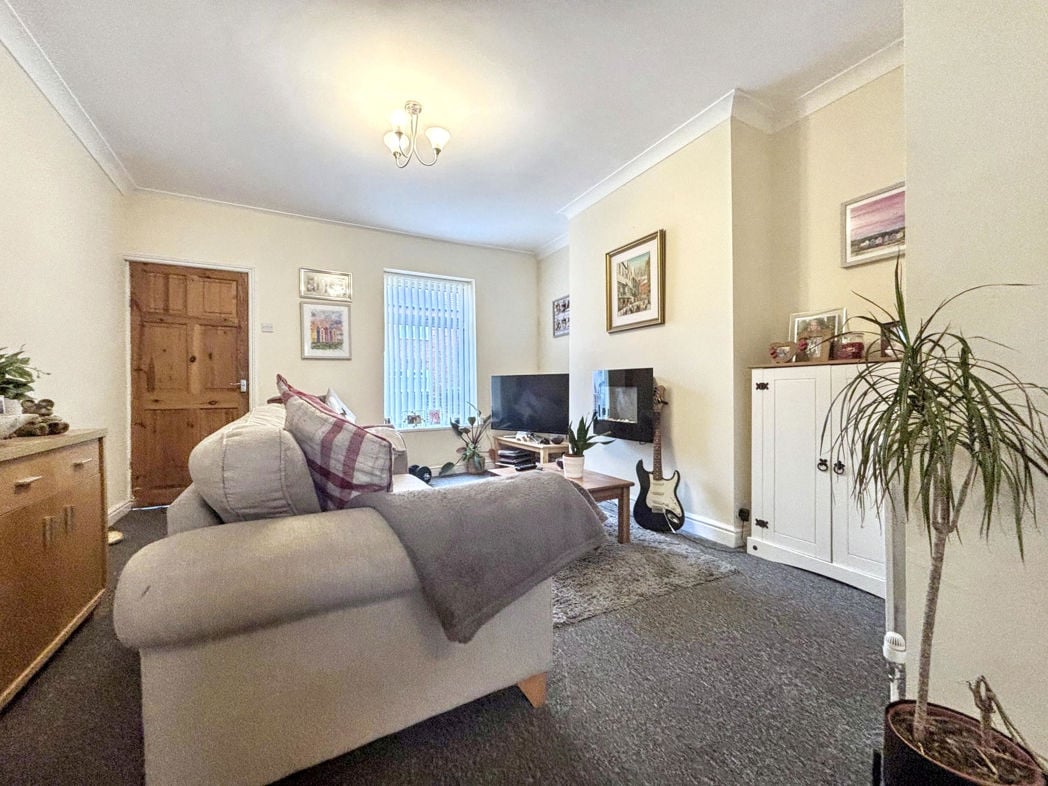 Property image 3 of 11
