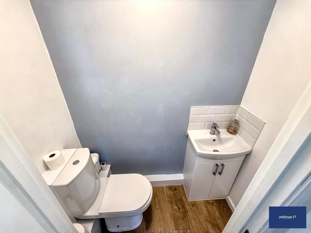 Cloakroom WC