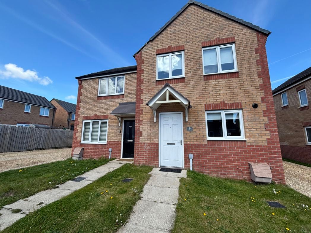 Property image 1 of 17