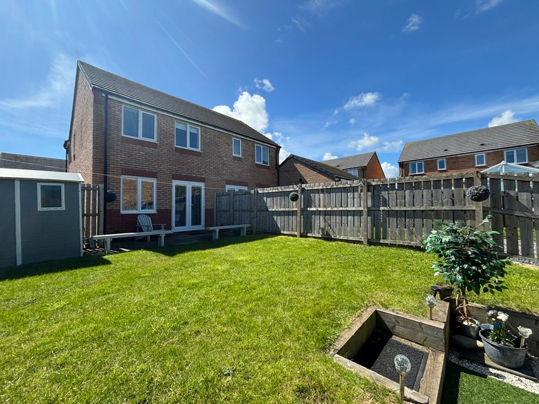 Property image 2 of 17