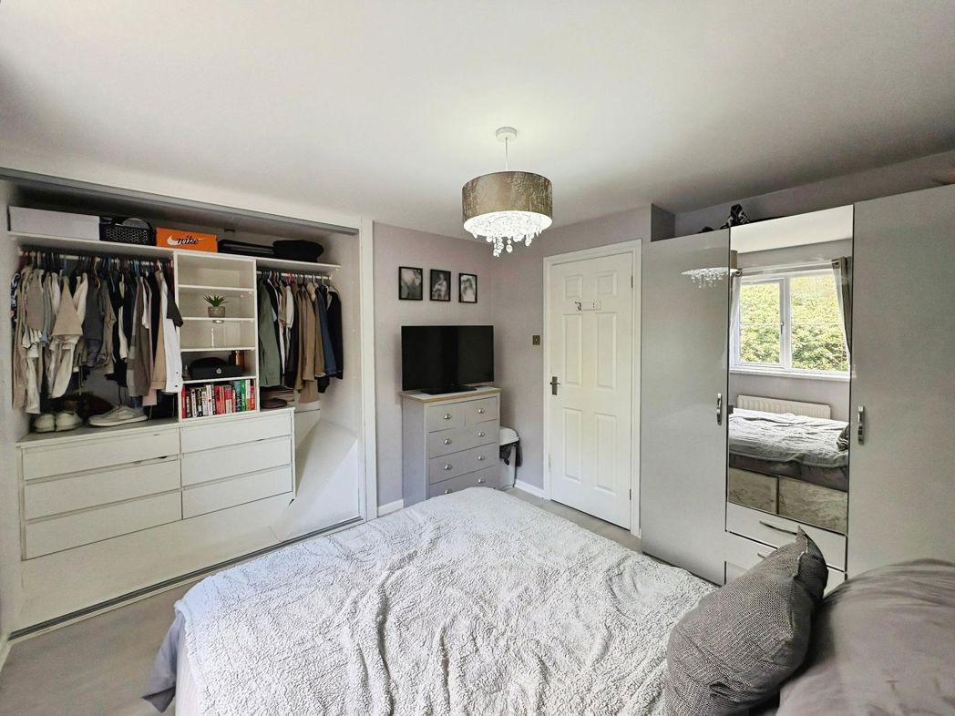 Property image 13 of 26