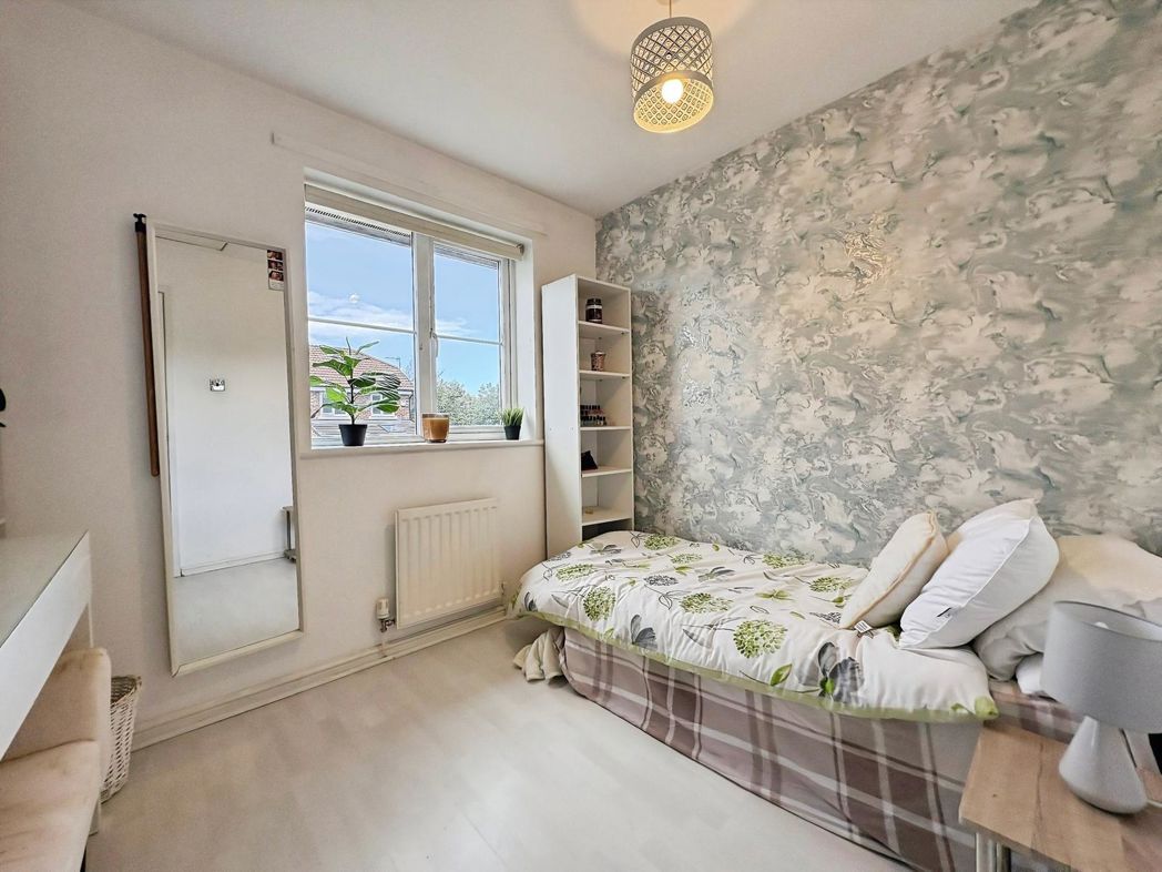 Property image 15 of 26