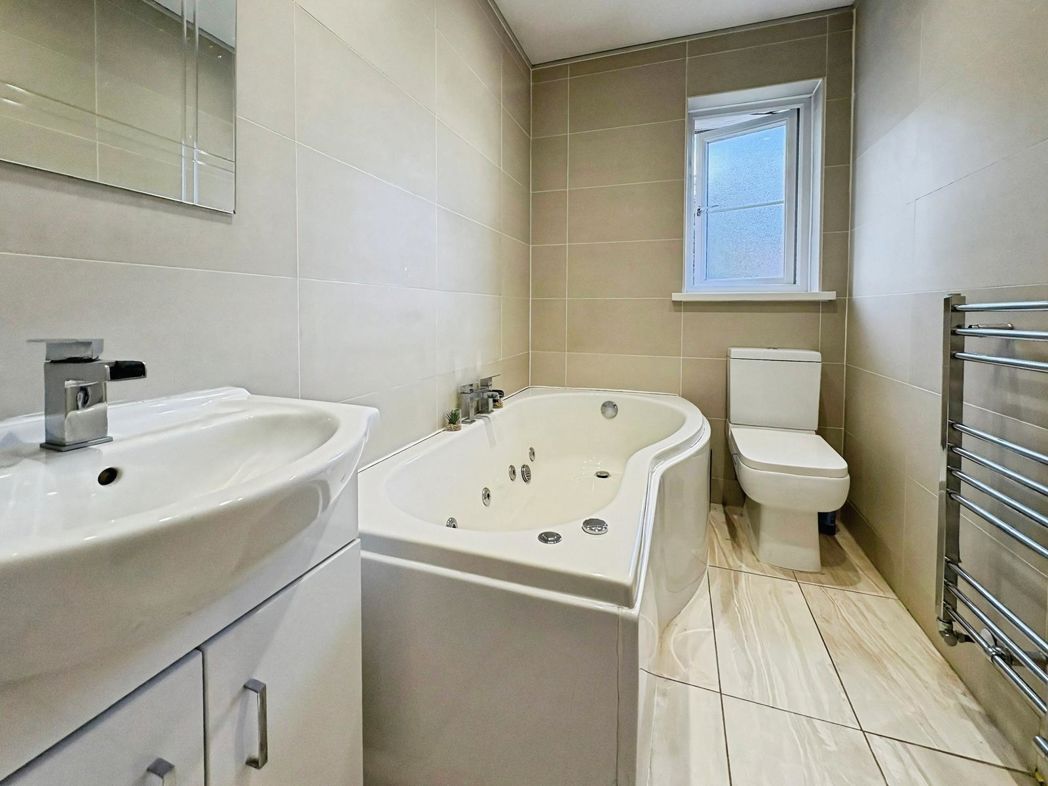 Property image 18 of 26