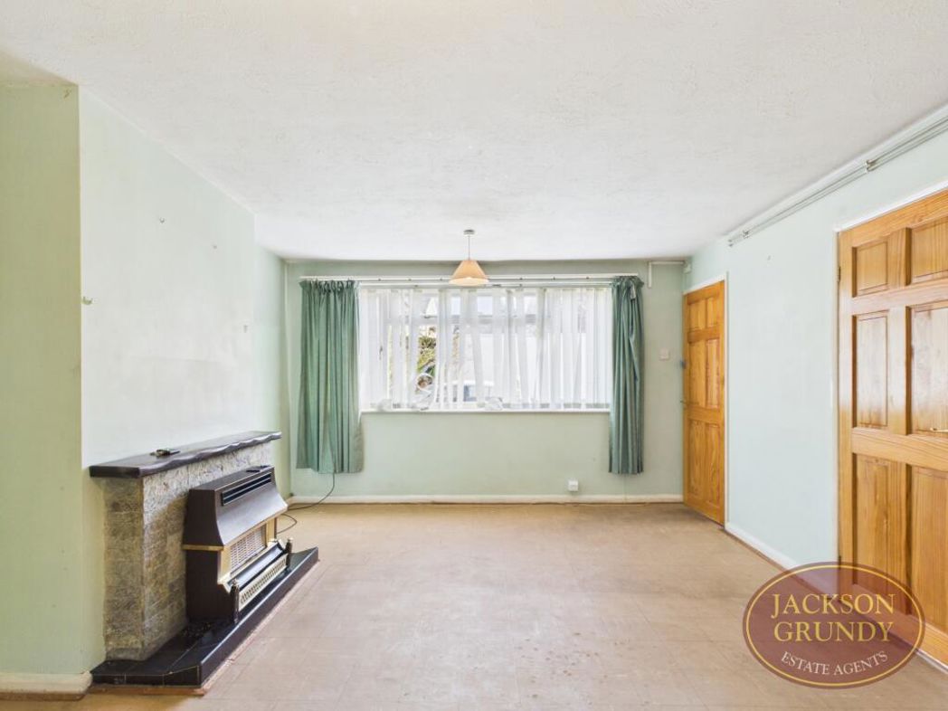 Property image 3 of 12