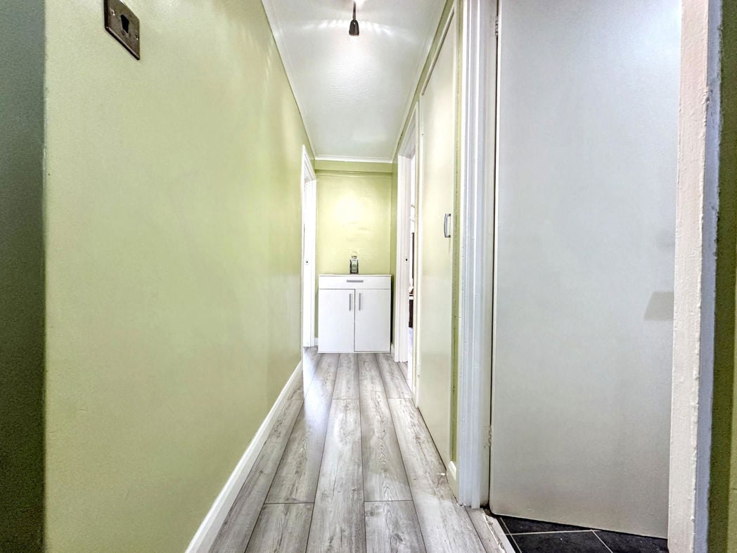 Property image 6 of 10