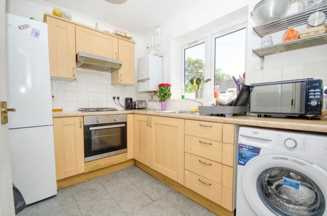 Property image 2 of 12