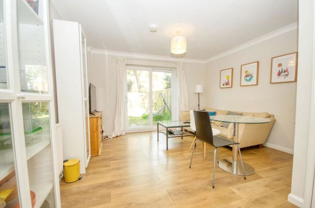 Property image 4 of 12