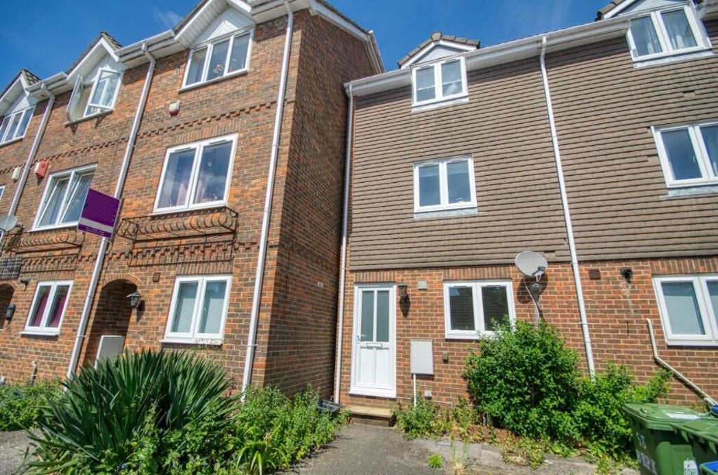 Property image 1 of 12
