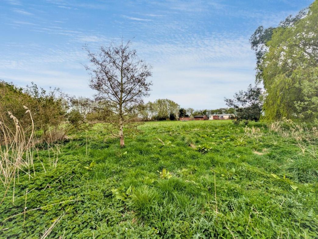 land on the north side of, Skegness, Lincolnshire, PE24 4PW