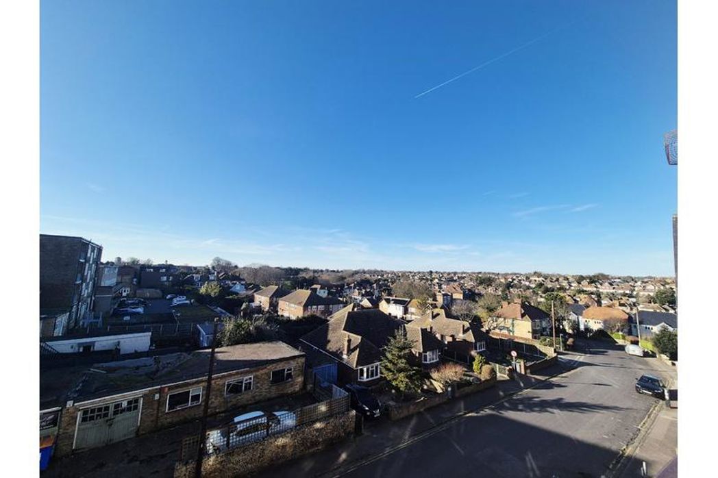 Property image 22 of 23