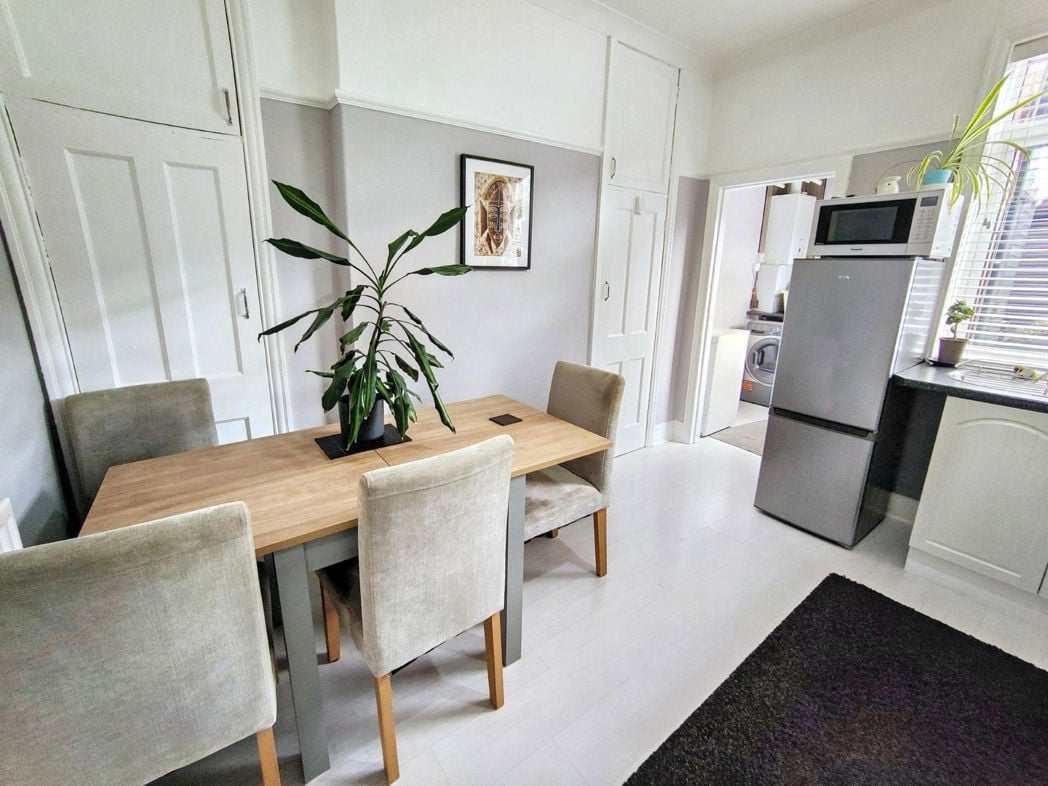 Property image 6 of 12