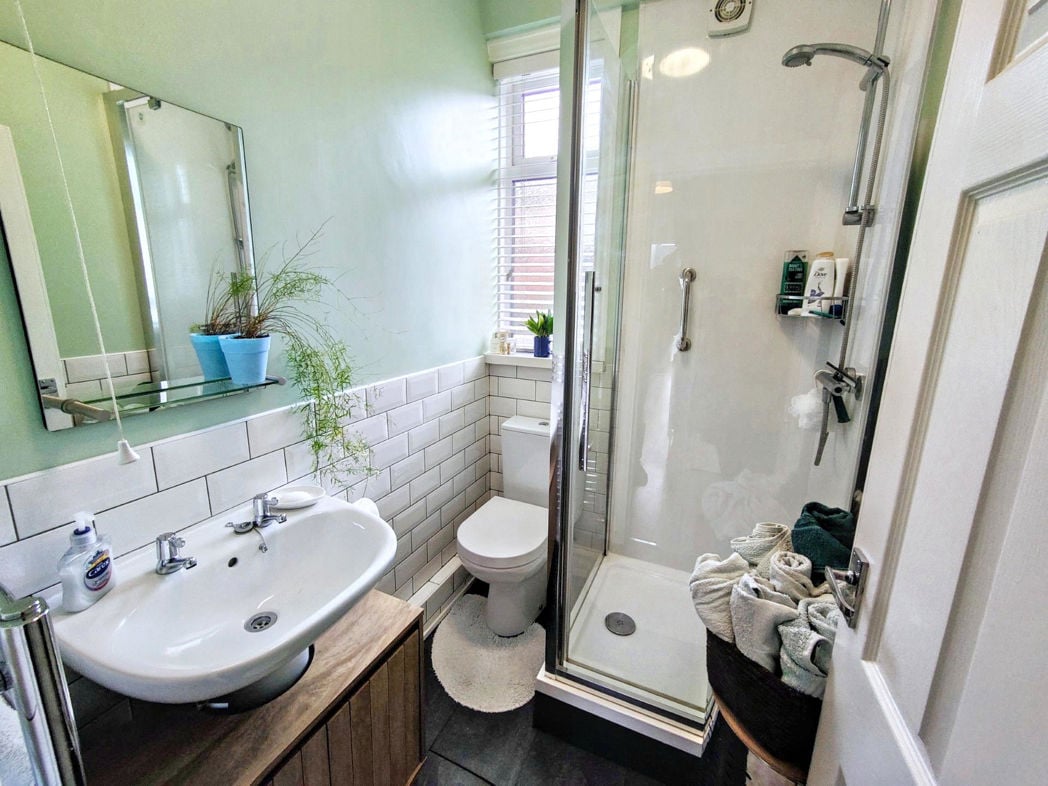 Property image 10 of 12