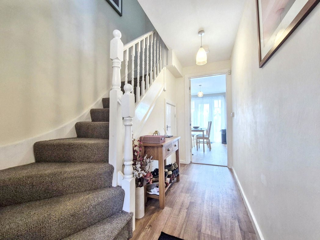 Property image 5 of 23