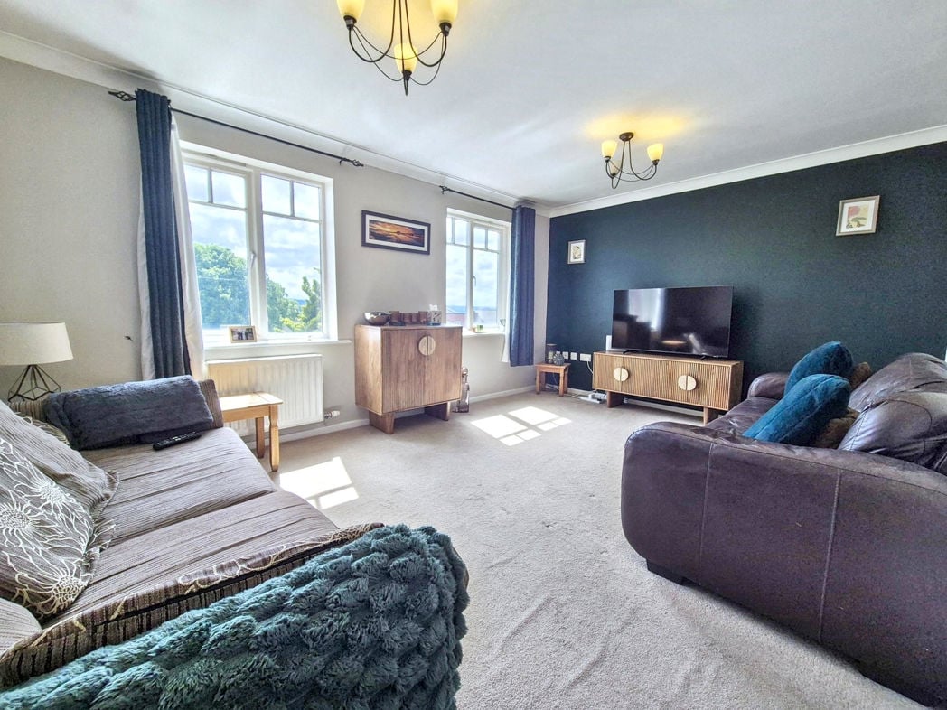 Property image 2 of 23