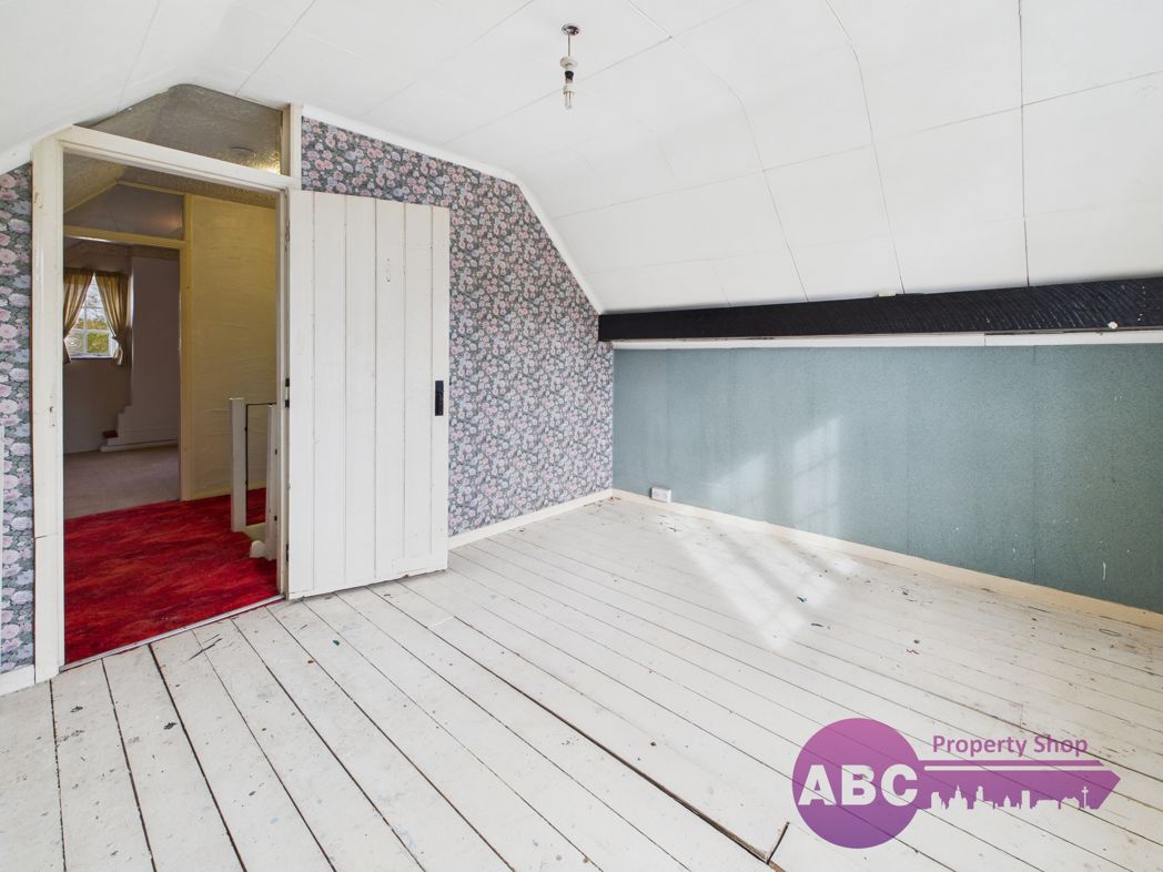 Property image 10 of 27
