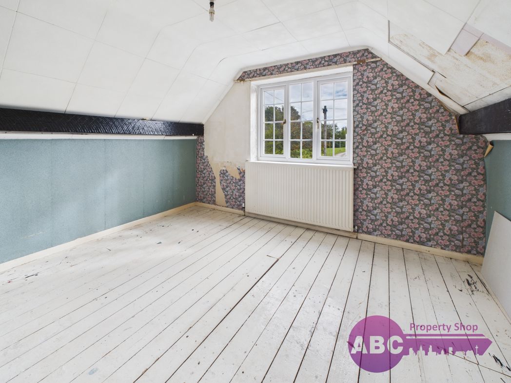 Property image 11 of 27