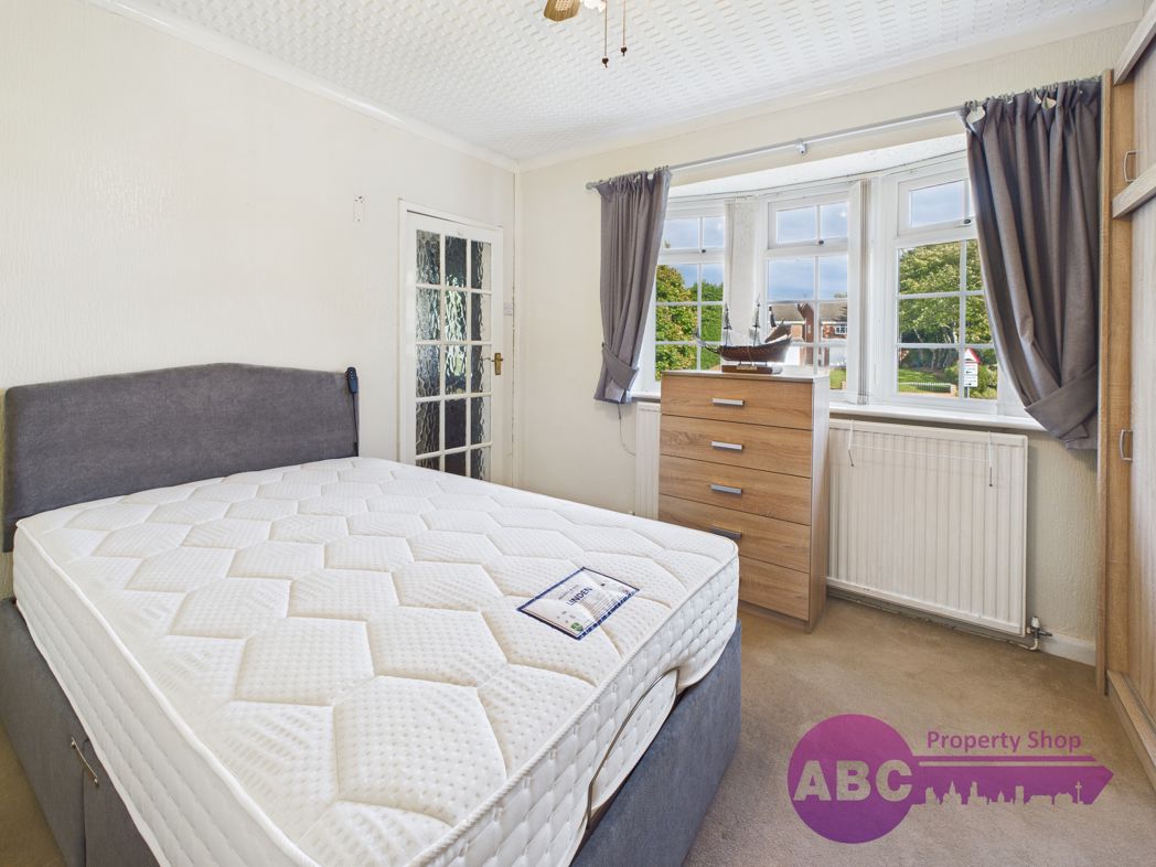 Property image 19 of 27