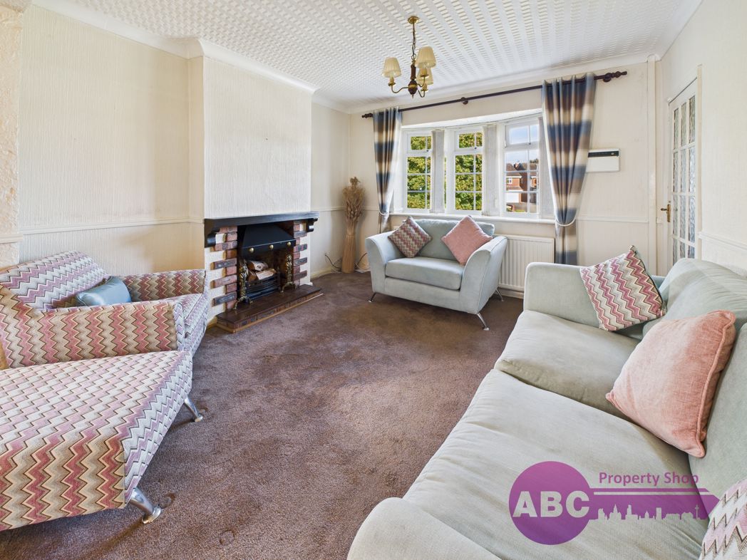 Property image 2 of 27